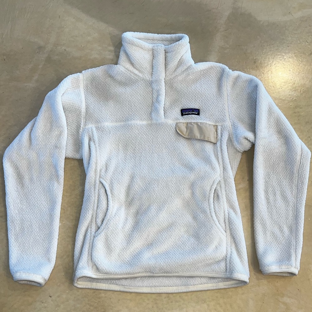 Patagonia White Fleece Pullover Sweatshirt